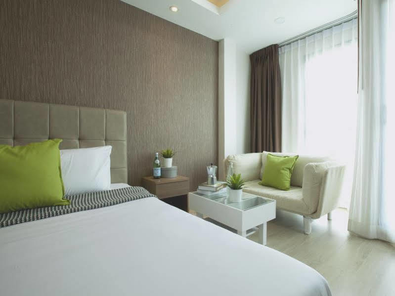 Boone Place Bangkok Exterior photo